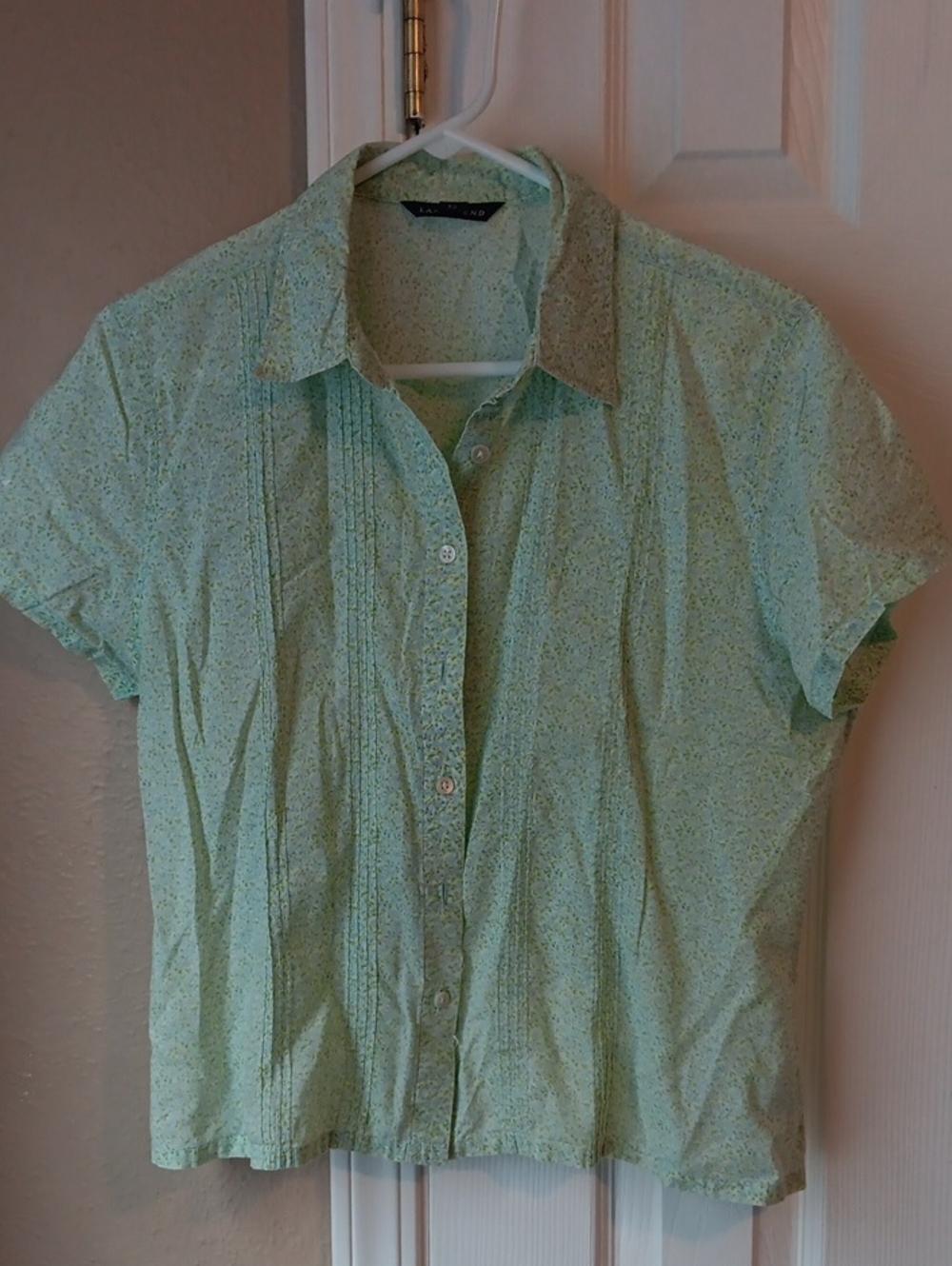 Land's End Light Soft Green Short-Sleeve Button-Up Shirt